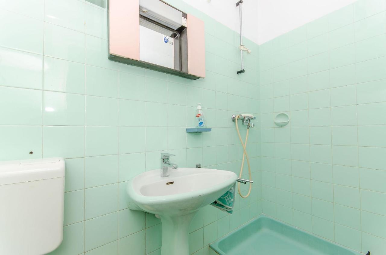 Apartments Kata Supetar Ngoại thất bức ảnh